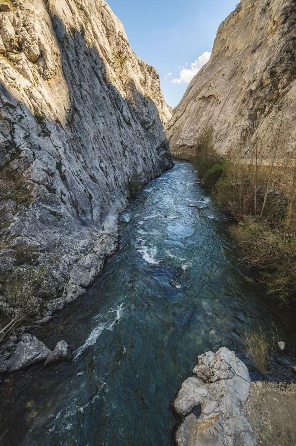 Aguas Frias III Villa La Omañuela Exteriör bild